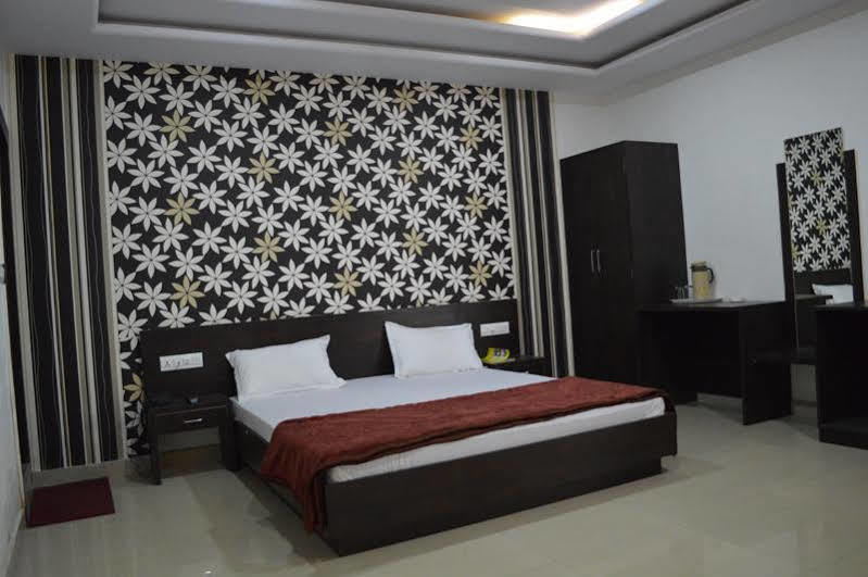 أُودايبور Hotel Pearl Palace المظهر الخارجي الصورة